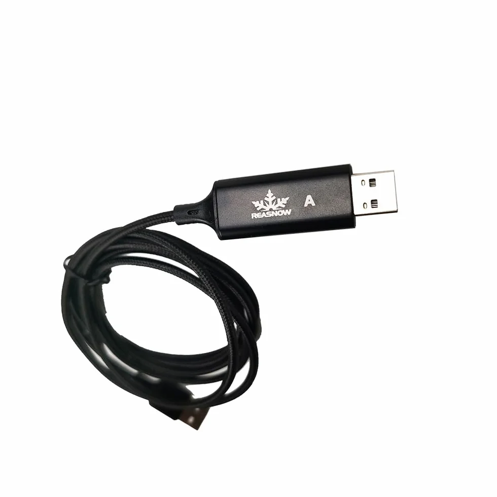 C1 kabel USB 59 in (1,5 m) do przełączania między innymi klawiszami, trybem i kontrolerem