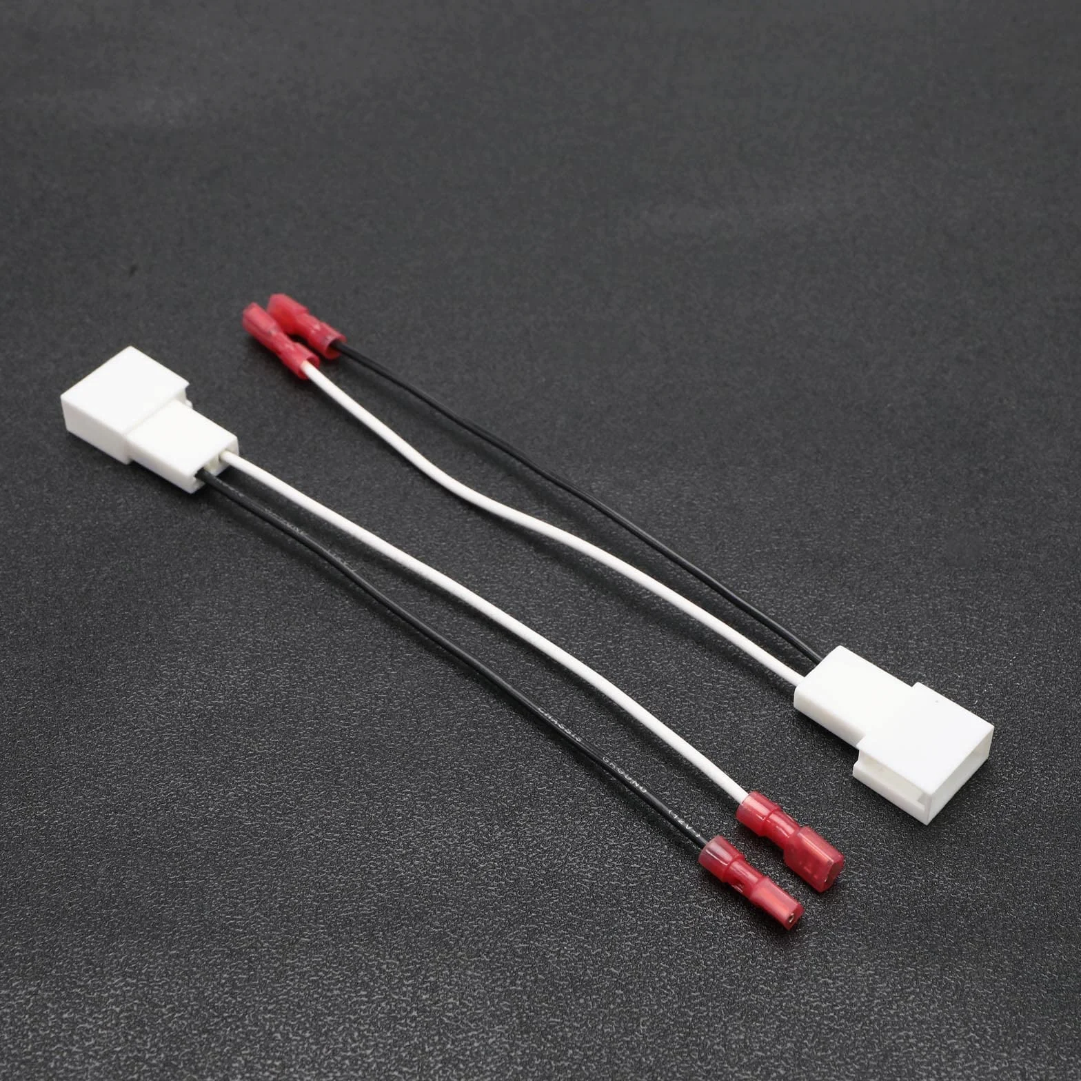 OTOTEC 4szt. 72-8104 SHTA02B Adapter do złącza głośników samochodowych, kompatybilny z Toyota Matrix/Corolla/Hilux/Tacoma, kompatybilny z Mitsubishi Galant