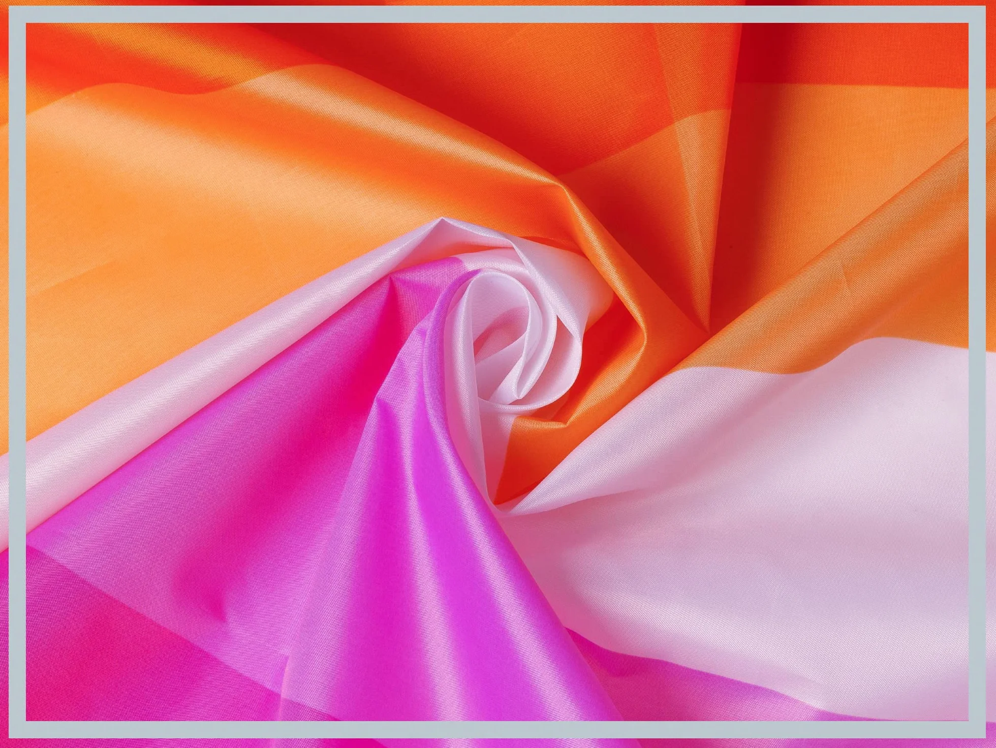 Flagi firmy PHENO FLAGS - flaga lesbijek 2 metalowymi oczkami, odporna na warunki atmosferyczne – kolorowa flaga dumy 90 x 150 cm