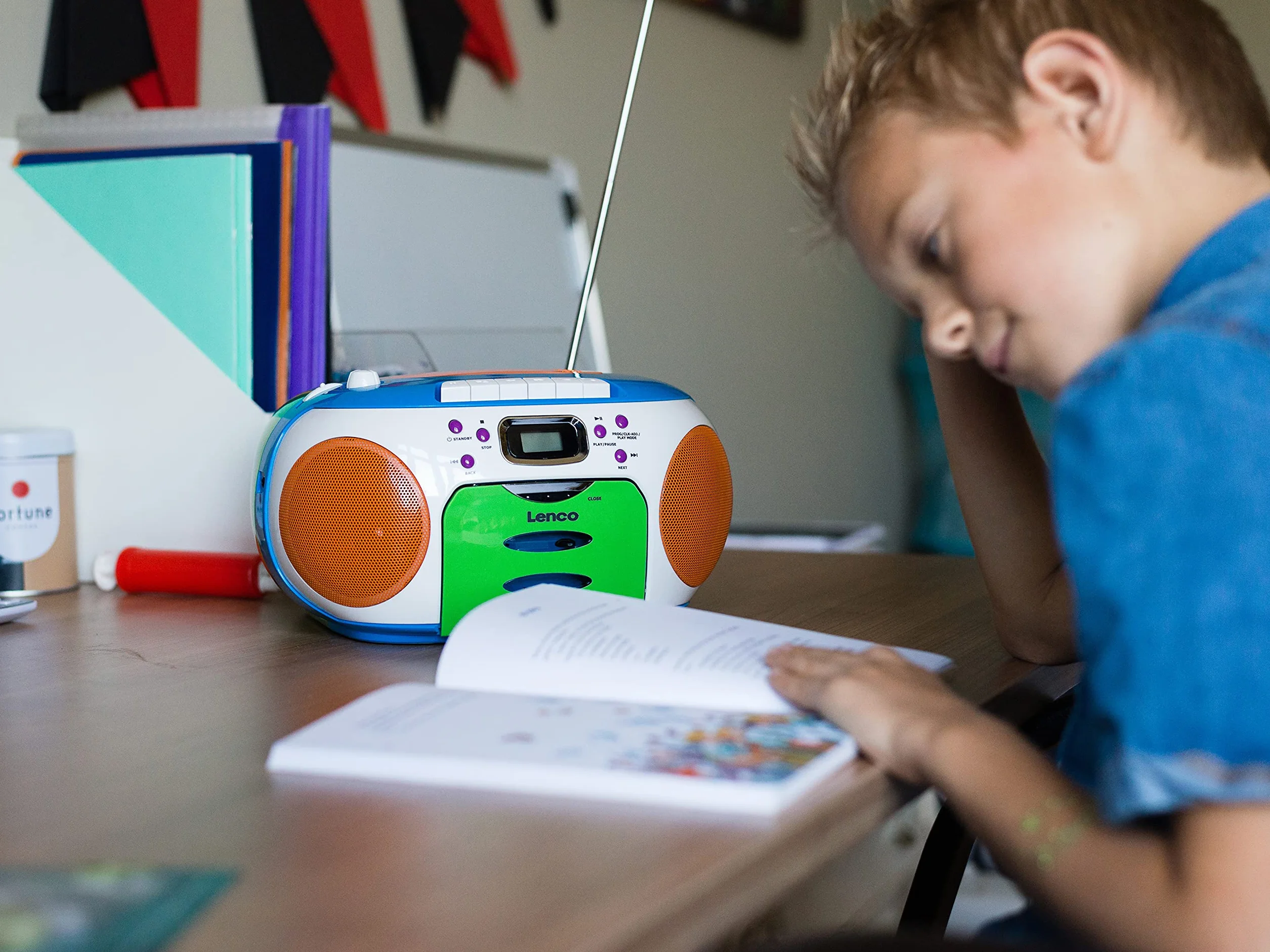 Lenco SCD-971 Radio Dziecięce Kasetowe z CD - Odtwarzacz CD i Kasetowy - Głośnik Stereo - Wejście Na Słuchawki - Pamięć Utworów - Wielokolorowe