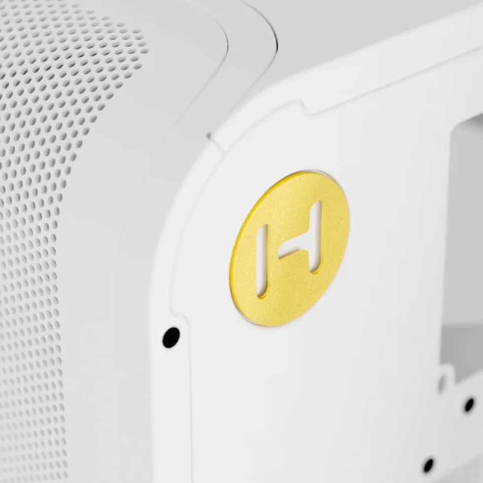 HYTE X50 Modern Performance Średnia obudowa wieży śnieżnobiałej E-Atx/Atx/M-Atx/M-Itx