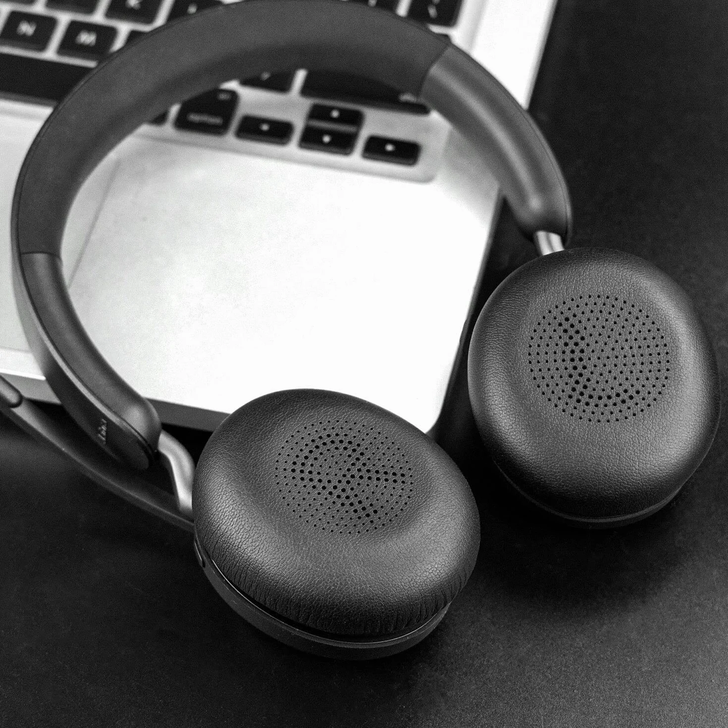 SOULWIT miękki skóry proteinowej wymienne poduszki nausznik do Jabra Evolve2 65 (65MS 65UC USB)/Evolve2 40 (40UC 40MS USB)/Elite 45h On-Ear Wireless Zestaw słuchawkowy