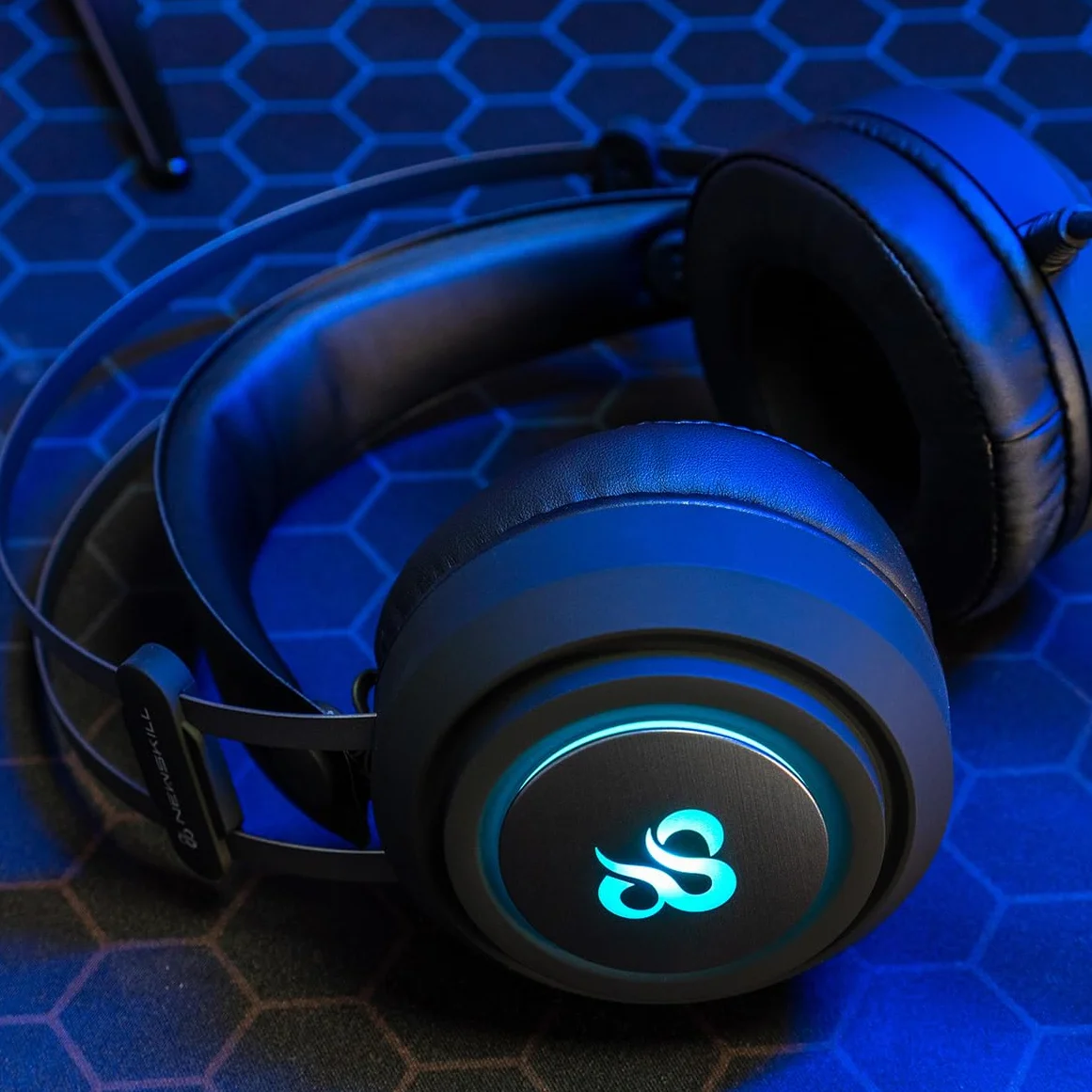 NEWSKILL Drakain V2 słuchawki do gier z kablem jack 3,5 mm i USB, dynamiczny RGB, elastyczny mikrofon, wieloplatformowy, czarny
