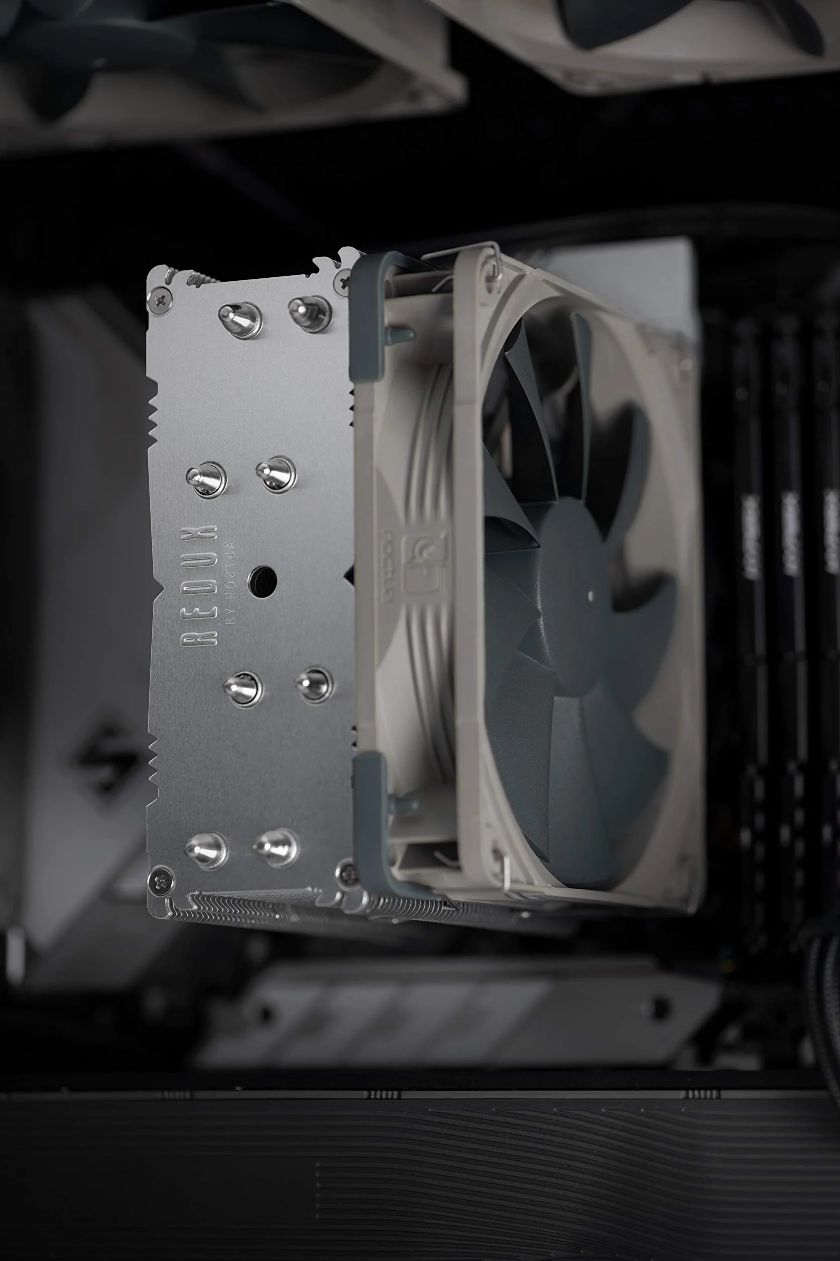 Noctua NH-U12S redux, wysokowydajny cooler CPU ze 120-milimetrowym wentylatorem NF-P12 redux-1700 PWM (szary)