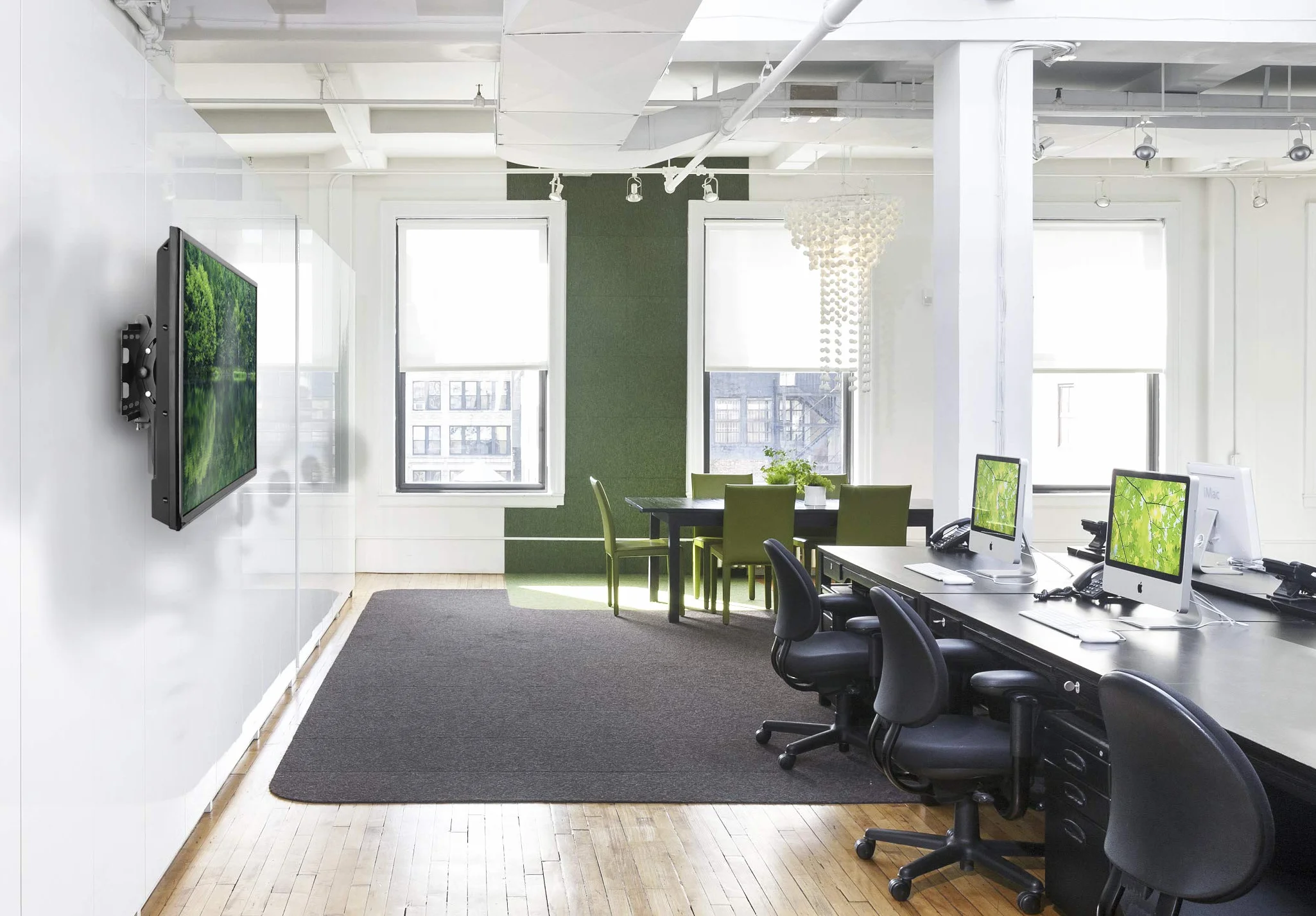 Newstar PLASMA-W200BLACK uchwyt ścienny do telewizora / monitora (odchylany) do ekranu 97-85" - czarny