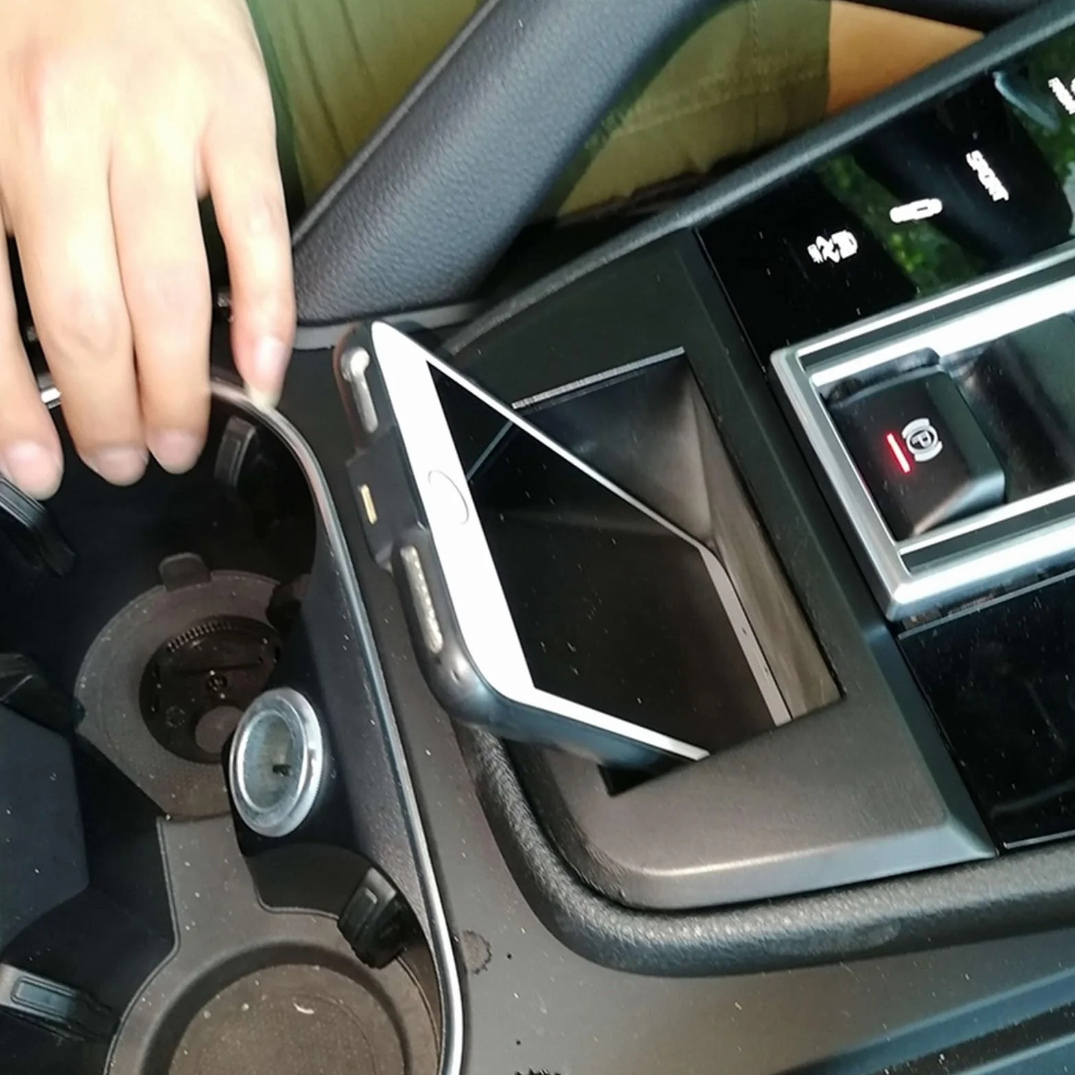 Bezprzewodowa ładowarka do telefonu, do CAYENNE, 2015-2019 Podkładka do ładowania bezprzewodowego na konsoli środkowej, akcesorium kompatybilne ze wszystkimi telefonami z obsługą QI Bezprzewodo