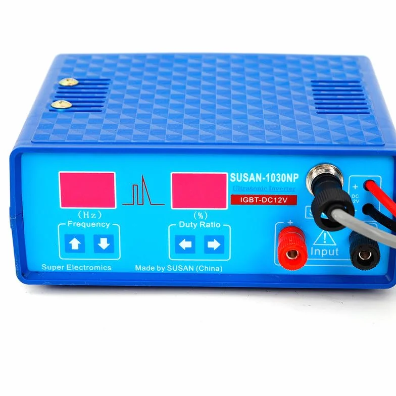Przetwornica napięcia 12 V na 230 V 1500 W/3000 W Czysta sinusoidalna przetwornica napięcia z wyświetlaczem LED i systemem ochrony stawu i rzeki