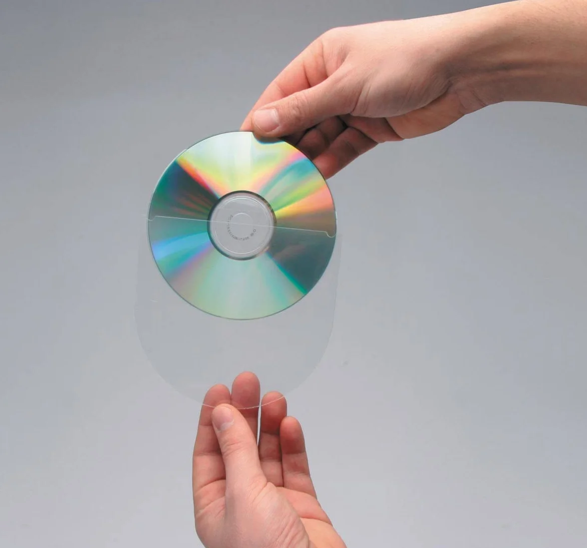 Etui na płyty CD samoprzylepne 10 szt. CONNECT KF27032 z zakładką z przezroczystego polipropylenu, tylna strona klejąca do płyt CD DVD, z klapką i