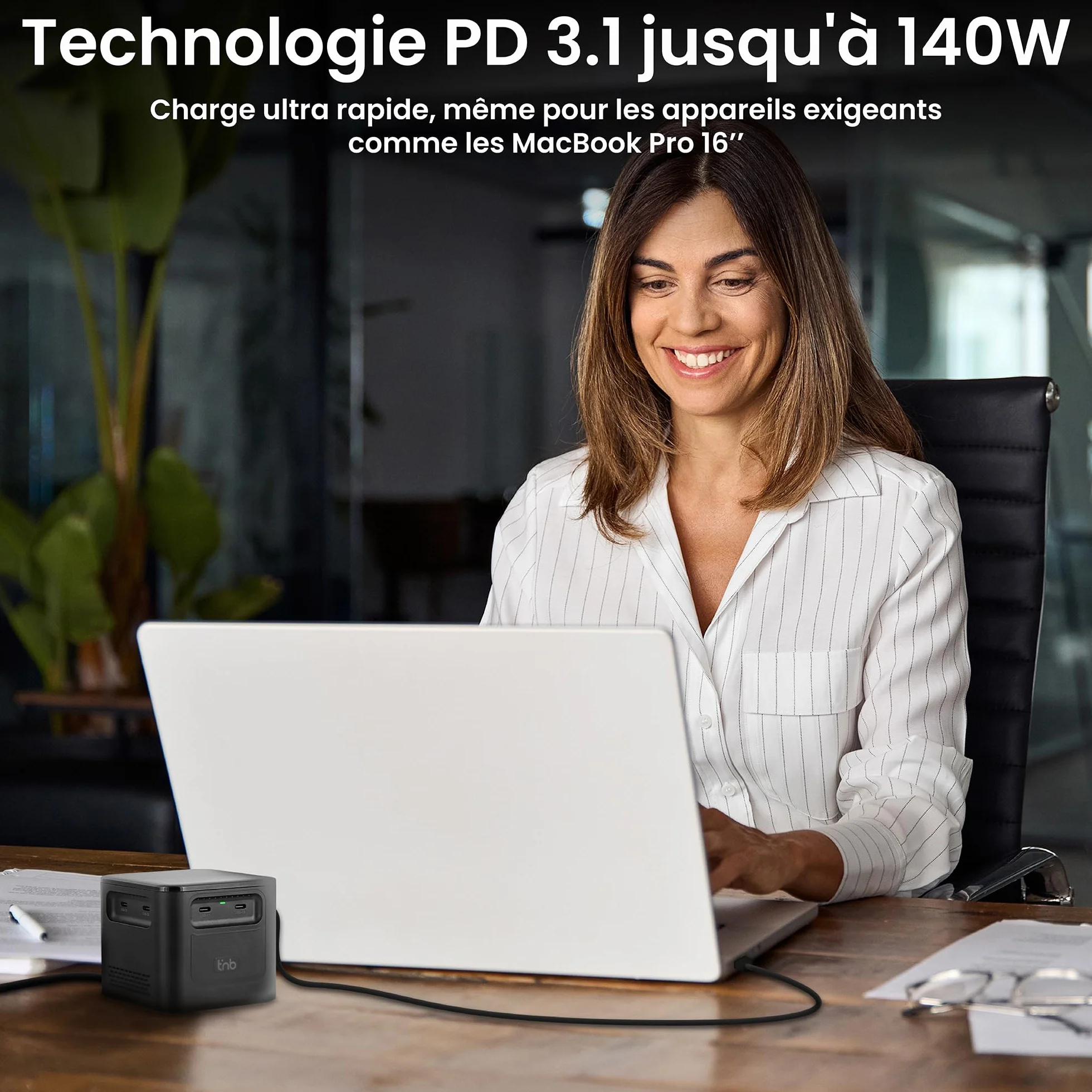T'nB - Stacja ładująca z 8 portami ładującymi, technologią PD 3.1, 380W, 6 portów USB-C i 2 portami USB-A, kompaktowy format - czarny