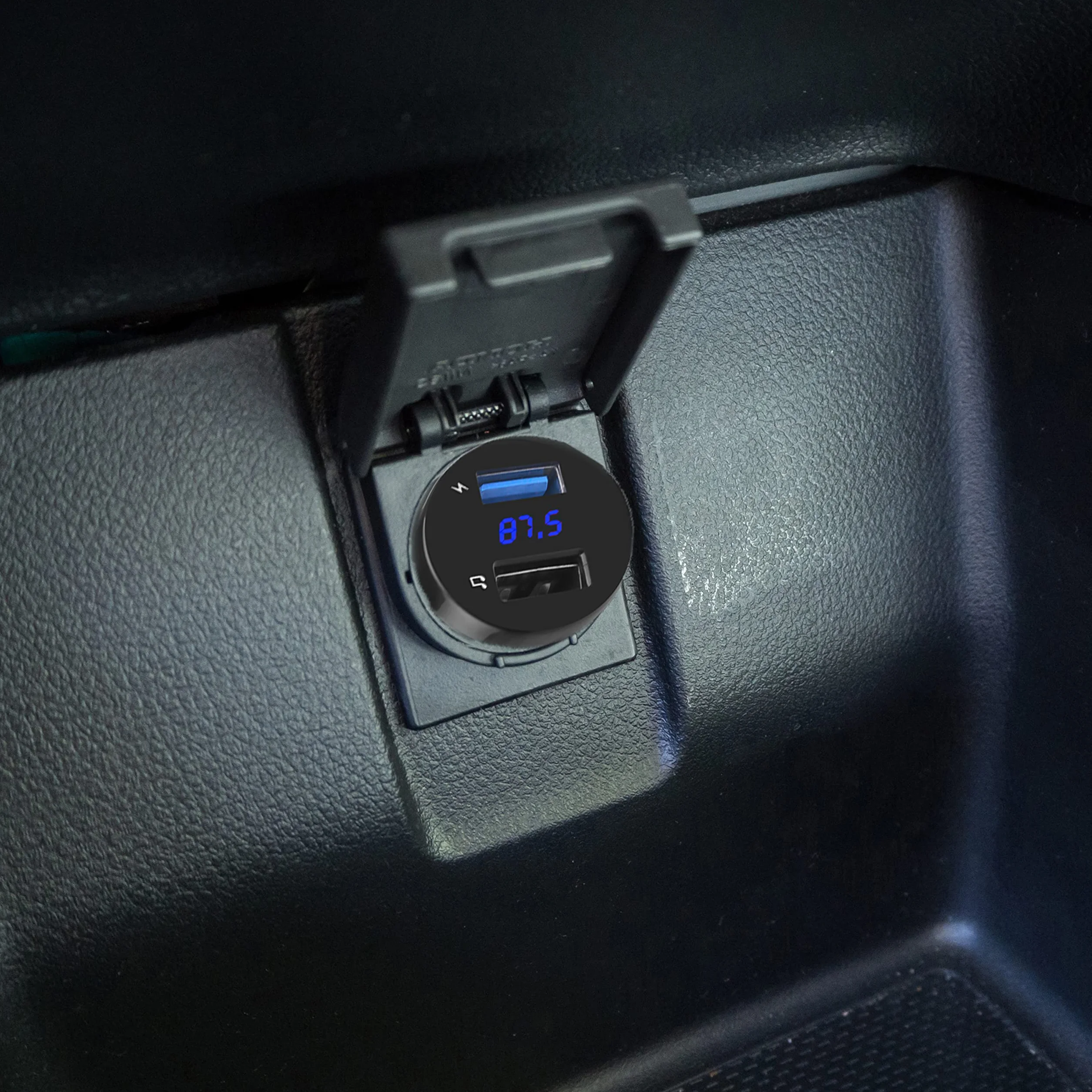 Retoo Adapter Bluetooth FM Samochodowy QC 3.0 Bezprzewodowy Ładowarka z Wyświetlaczem