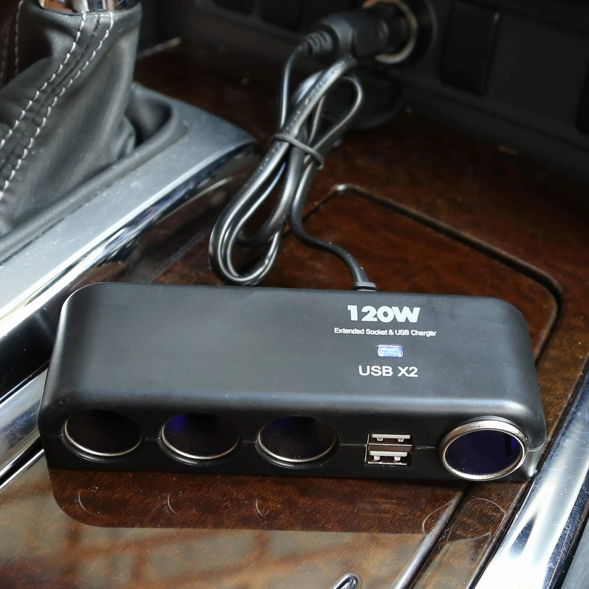 XINFENG 4-drożna ładowarka samochodowa, rozdzielacz, adapter sieciowy z gniazdem wielokrotnym, podwójne USB, 12 V-24 V, do iPhone'a, iPada, Samsung, GPS, kamery na deskę rozdzielczą