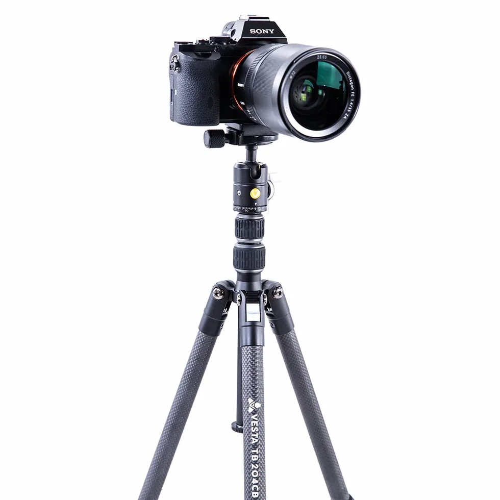 Vanguard Vesta TB 204CB Reisestativ aus Carbon, leicht, Kugelkopf, 4 Abschnitte
