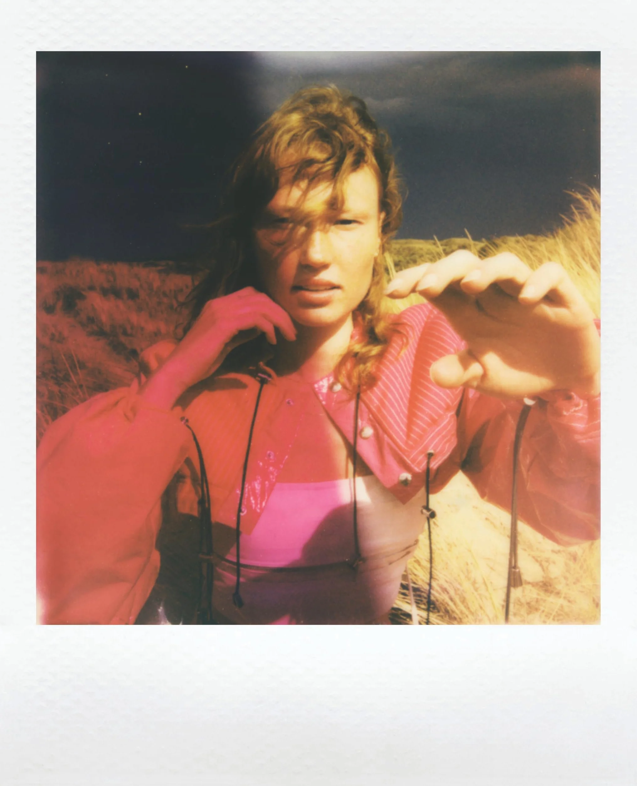 Polaroid - Pakiet Instant Camera Go Gen 2 czarny + czarny klips