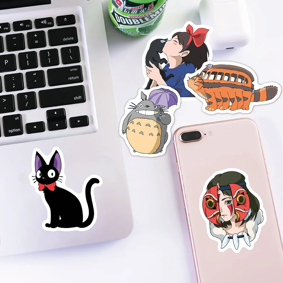 Totoro 100 szt. wodoodporne winylowe naklejki do dekoracji DIY, graffiti na samochód, motocykl, laptop, rower, deskorolkę, snowboard, bagaż, MacBook, iPad i inne