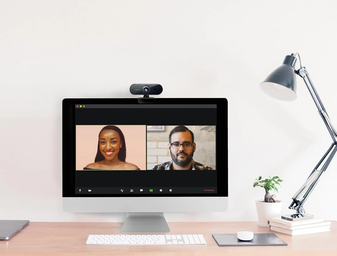 LogiLink UA0371 - Pro kamera internetowa Full HD USB z mikrofonem do wyraźnych rozmów wideo przez Skype/Google Meet/FaceTime/FB Messenger/itp.