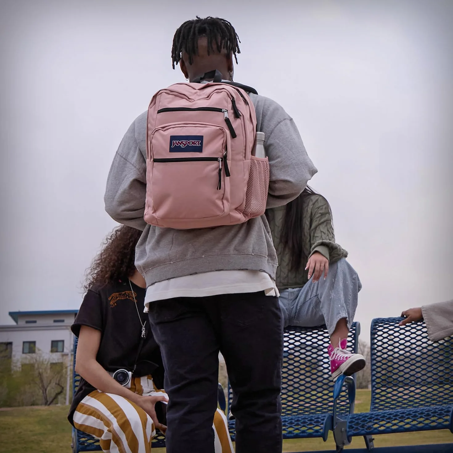 JanSport Plecak na laptopa – torba na komputer z 2 przegródkami, ergonomiczne paski na ramię, pokrowiec na laptopa 38.1 cm, uchwyt holowniczy, złe kokardki