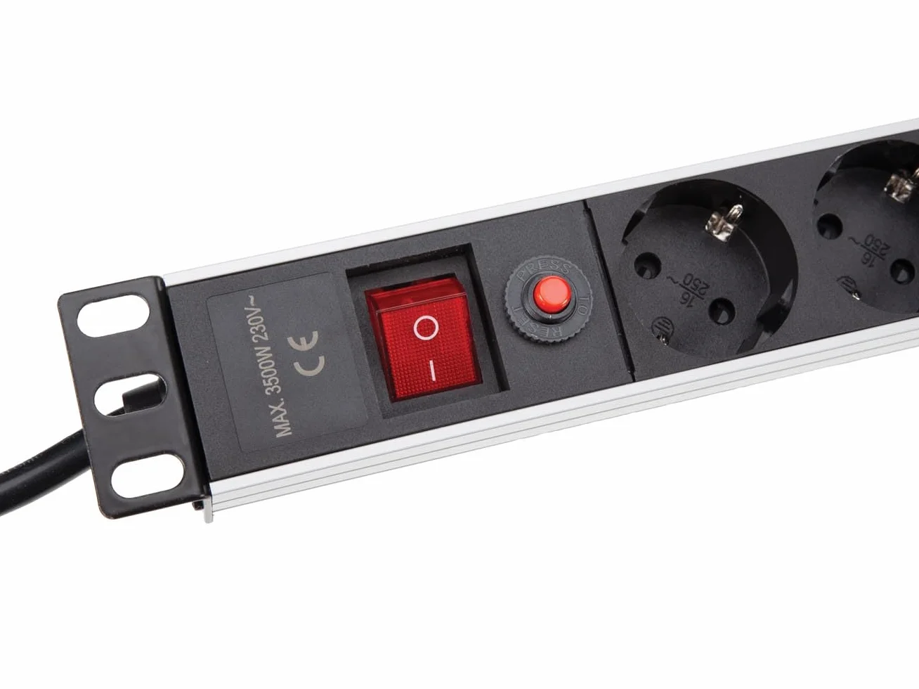 Perel Listwa zasilająca PDU z 8 gniazdami Schuko typu F z wyłącznikiem i zabezpieczeniem przeciwprzepięciowym, kabel H05VV-F 3G1.5 2,15 m, 3680 W dystrybutor zasilania do szafy 19" i biura