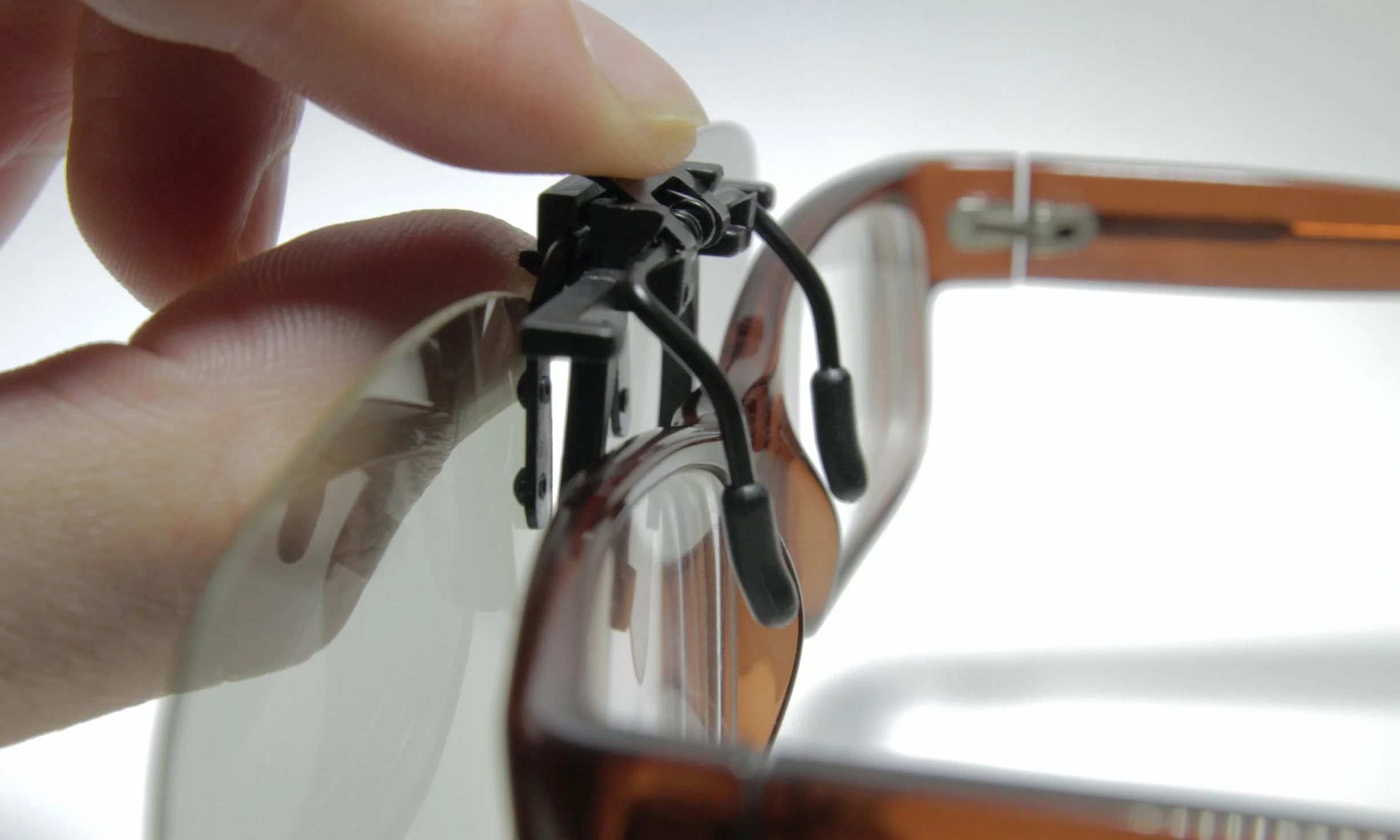 SJ3D pasywne okulary 3D – okulary 3D Clip VERSION 1 - nasadka dla osób noszących okulary - okulary polaryzacyjne polaryzacyjne - do kina 3D i TV: LG Cinema 3D Philips Easy 3D Telefunken Toshiba 3D