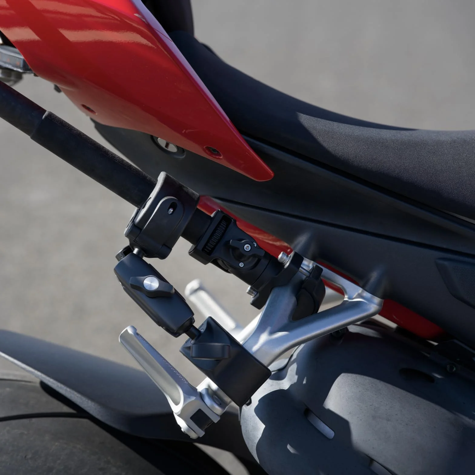 Osmo Action 5 Pro Dual Heavy Duty Clamp