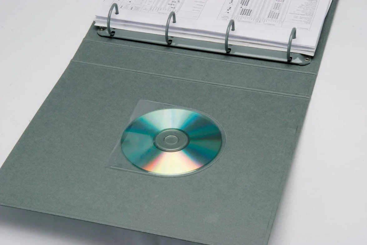 Etui na płyty CD samoprzylepne 10 szt. CONNECT KF27032 z zakładką z przezroczystego polipropylenu, tylna strona klejąca do płyt CD DVD, z klapką i