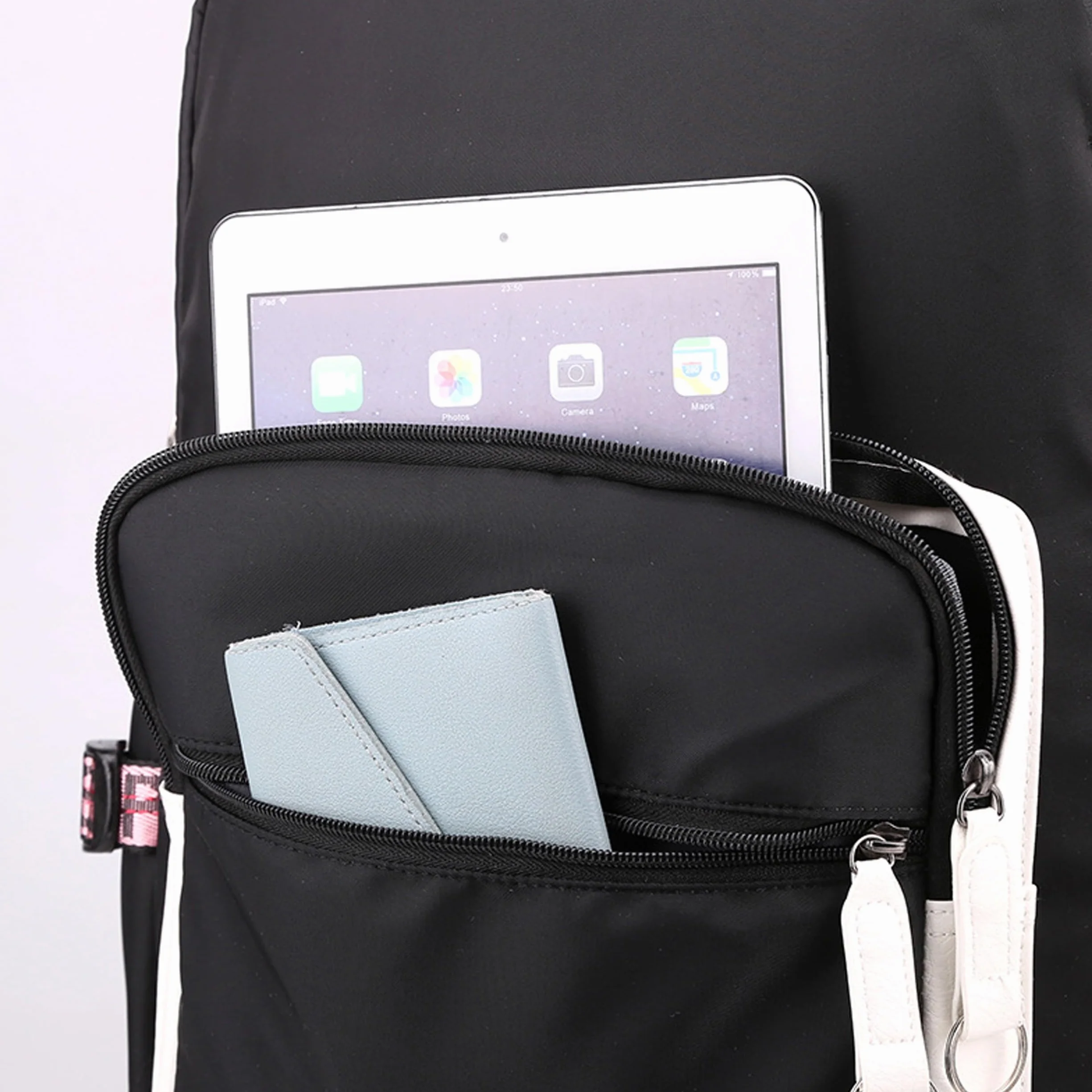 Roffatide Anime Kuromi Print Business Casual Laptop Ramiona Plecak Podróżny Turystyka Plecak Plecak 17 cali
