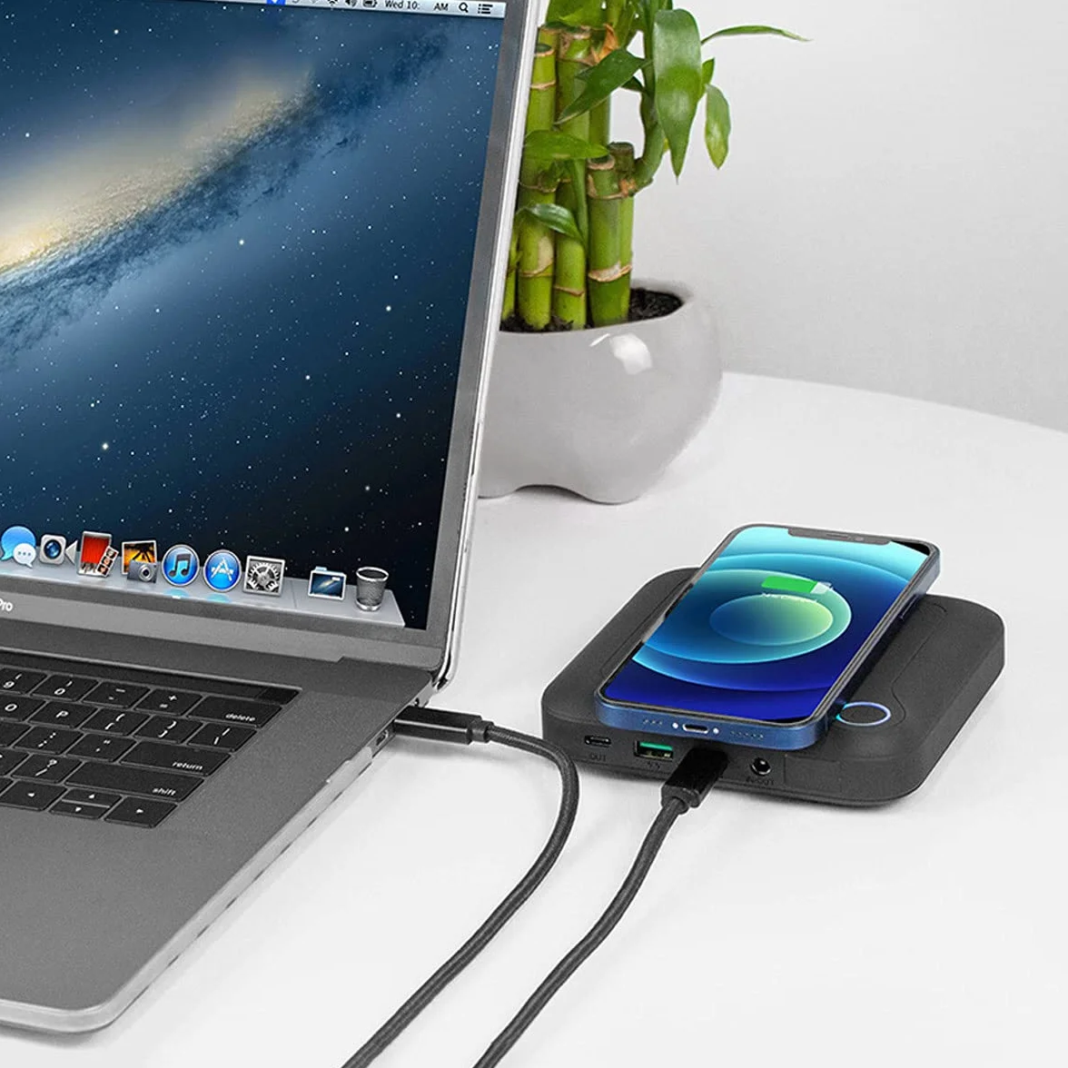FeinTech PLG02400 Laptop Powerbank 60 W PD USB-C i DC przyłącze do notebooka, MacBooka, iPada, tabletu, smartfona, aparatu, Nintendo Switch, 10 W, bezprzewodowe ładowanie, 88 Wh, 24000 mAh, 122 x 122