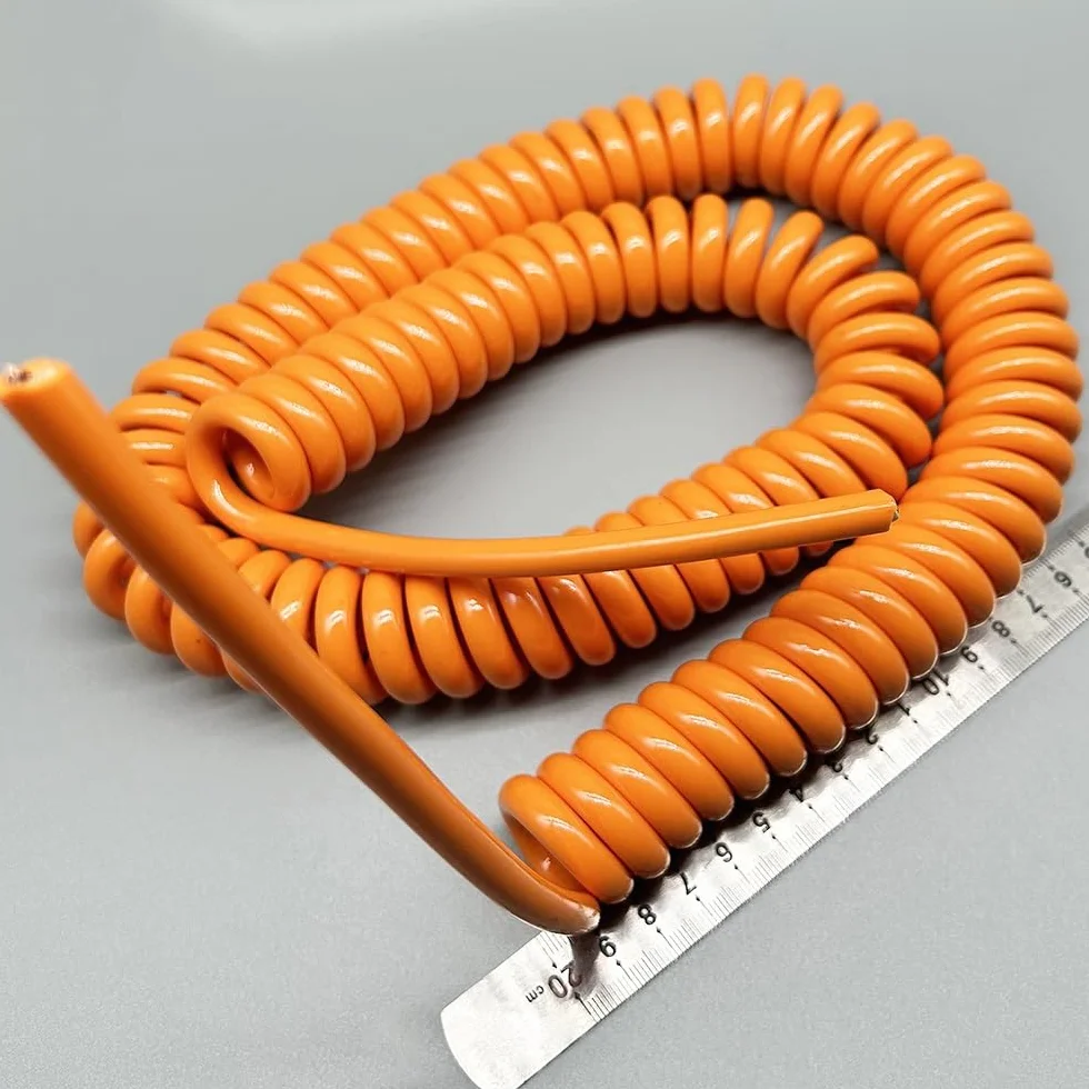 Sprężynowy przewód zasilający Flex Curly Spring Co Sprężynowy spiralny 3-żyłowy kabel ładujący 1 mm2 Pomarańczowa miedź beztlenowa, zwijany 20 m(Stretch 6 Meters)