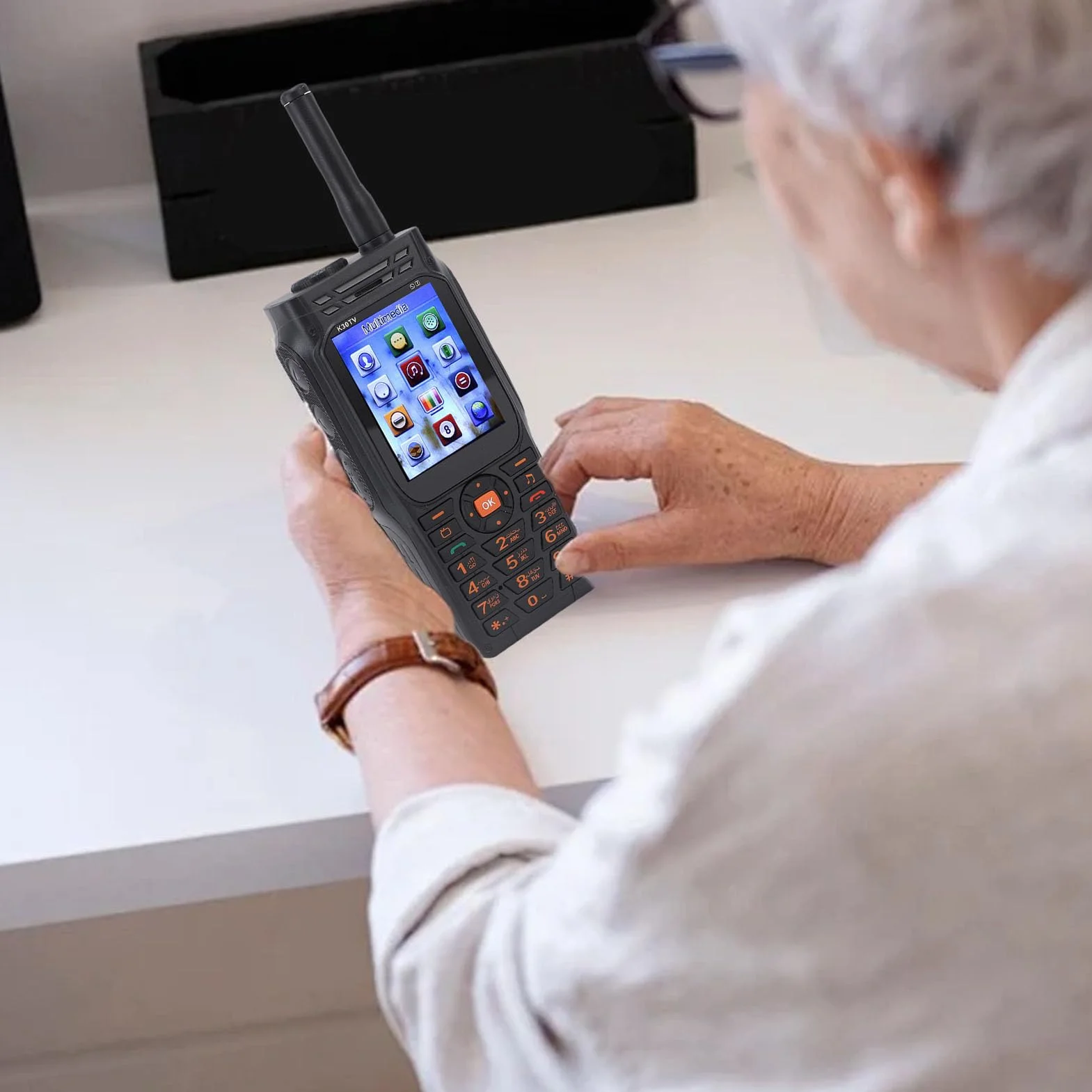 Garsent Big Key Telefon, 2G Retro Telefon z Dużym Wolumeniem, 3 Gniazda Kart SIM, Obsługuje Latarka Radio, Odłączana Antena, Trzy Dowodowe Telefon Komórkowy (wtyczka UE)